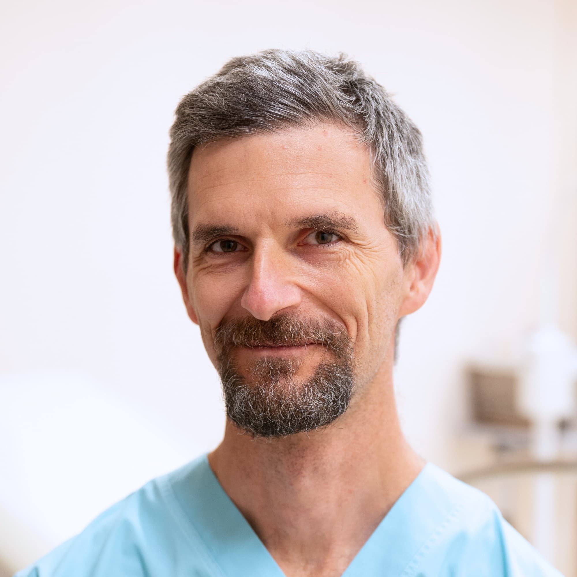 Dr. Hegedüs András