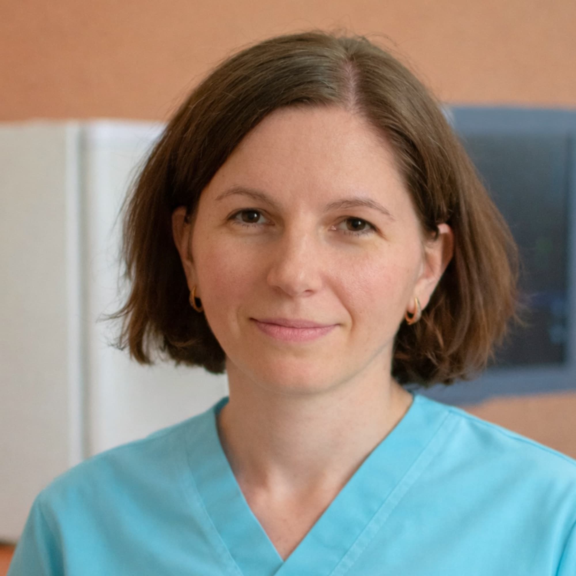 Dr. Onódi Éva